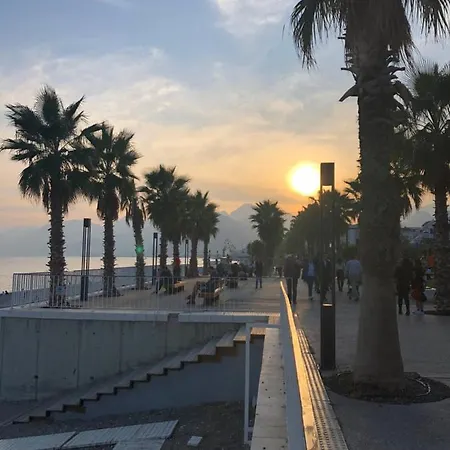 Perfect Location And Apartment Antalya