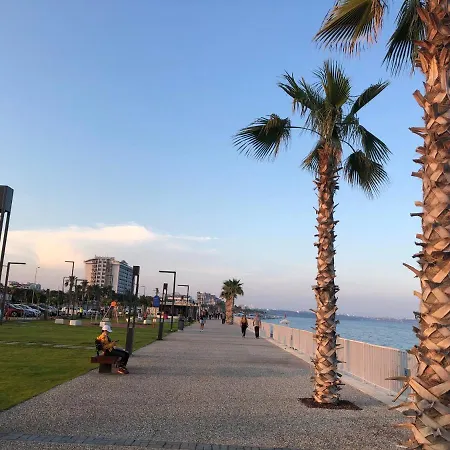 Perfect Location And شقة *